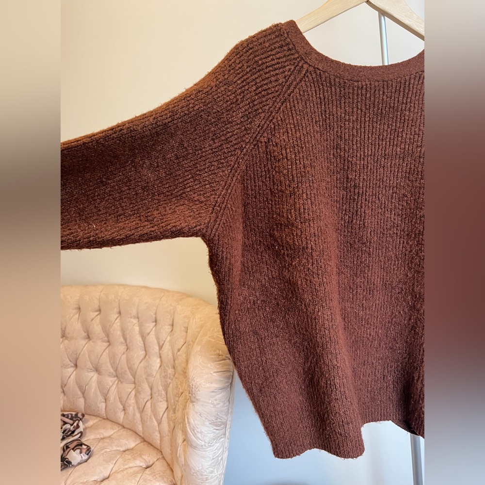 🌰Chesnut Reversible Sweater🌰 Size M - Picture 5 of 6